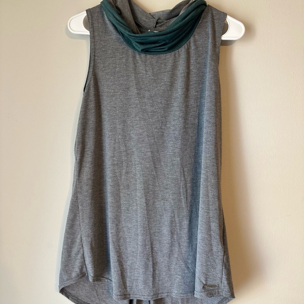 Heather Gray Tank with Teal Detail